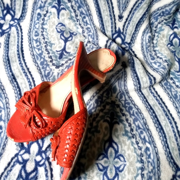 Heels - Picture 2 of 2